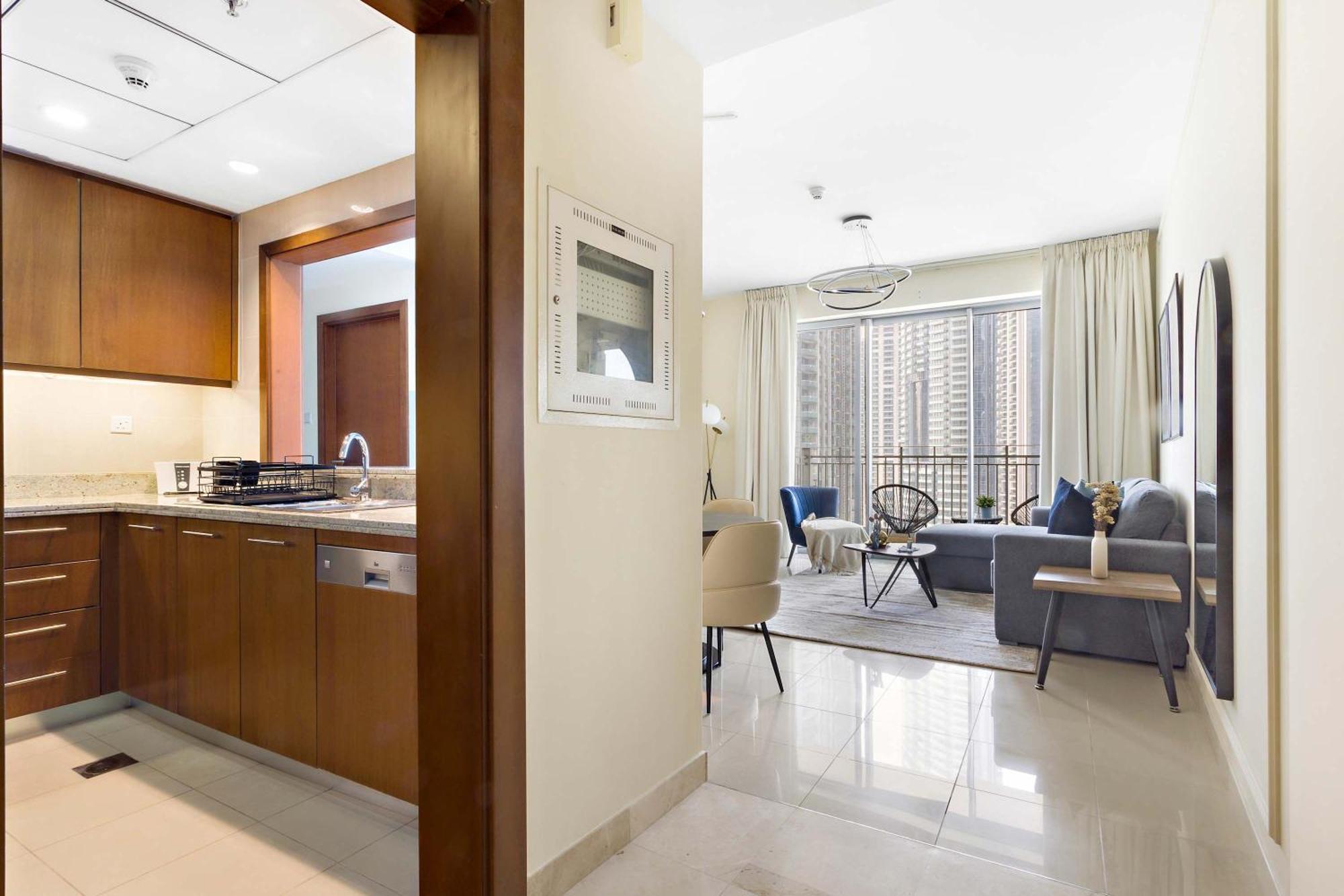 Silkhaus Your 1bdr Away From In Downtown Apartment *
